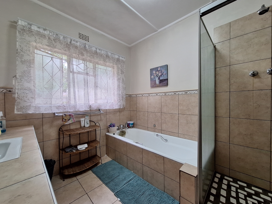 5 Bedroom Property for Sale in Vrede Free State
